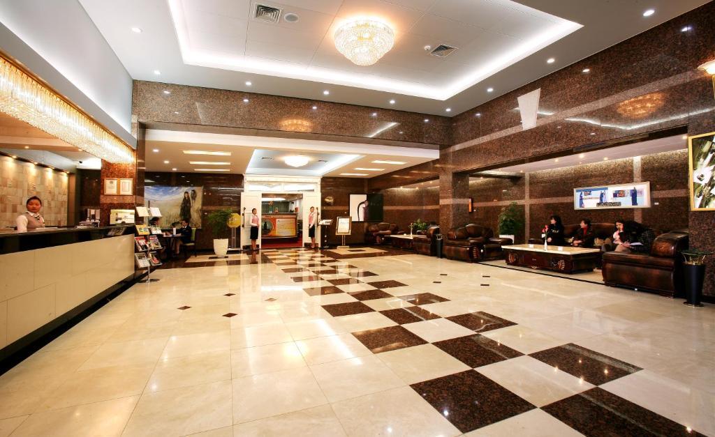 Sunjin Grand Hotel أولان باتور المظهر الخارجي الصورة